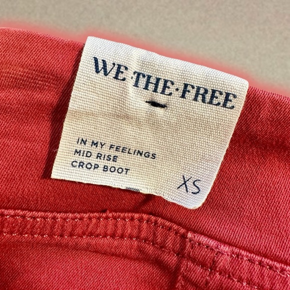 NWT We The Free ‘In My Feelings’ Mid-Rise Crop Bootcut Jeans in Maroon Size XS - Picture 11 of 16
